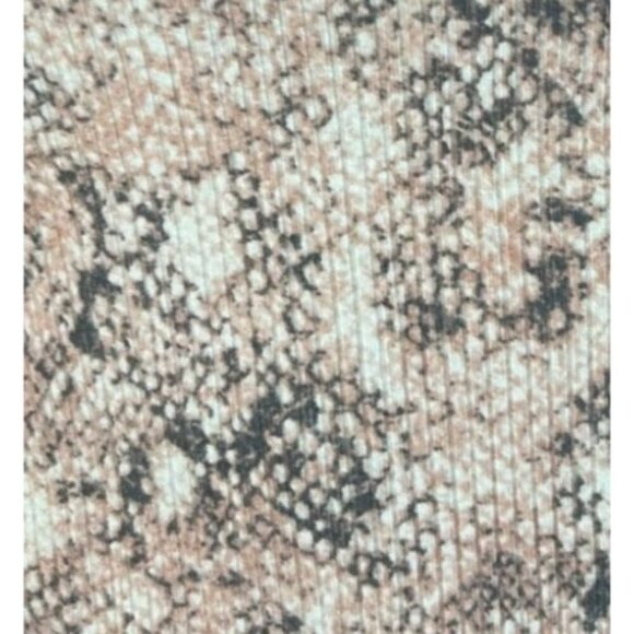 (6โ for $25) Candie's Mock Turtleneck Sleeveless Snake Print Top Size Small - Picture 5 of 5